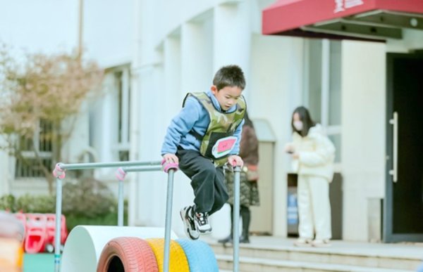 云沪深配资 如何让科学学习更有趣、高效？AI引导下，把“为什么”变成“我试试”